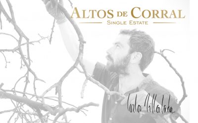 El artista riojano Carlos Villoslada «viste» una edición limitada del reserva más exclusivo de Bodegas Corral